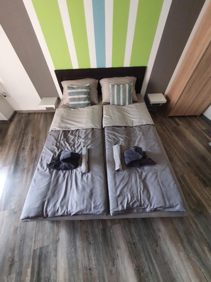 Lexi Apartman Hajduszoboszlo Exterior foto