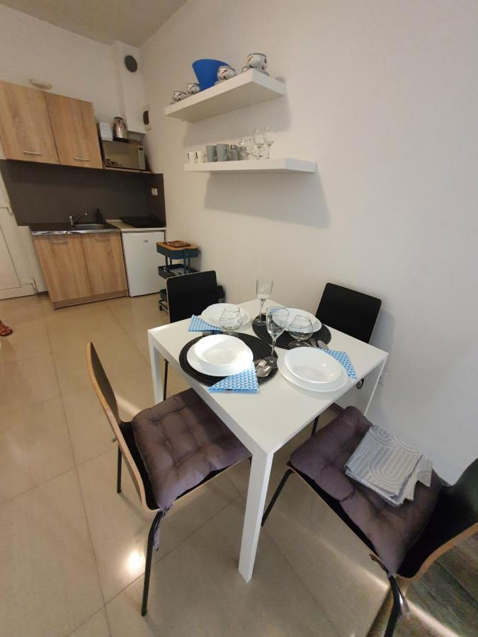 Lexi Apartman Hajduszoboszlo Exterior foto